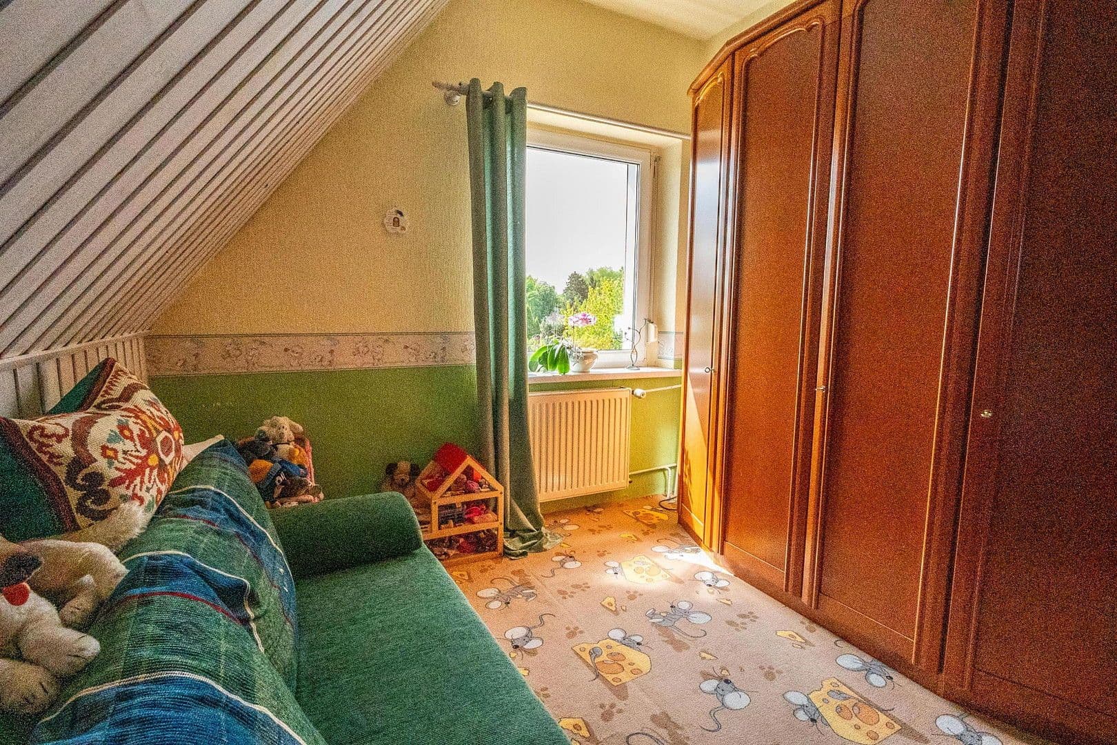 Predaj domu 145 m², pozemek 987 m², Stralsunder Straße 18, Ueckermünde, Meklenbursko-Predpomoransko Predaj domu 145 m², pozemek 987 m², Stralsunder Straße 18, Ueckermünde, Meklenbursko-Predpomoransko