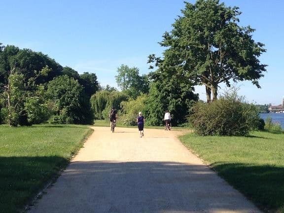 Prenájom bytu 2-izbový 60 m², Berlinerstr. 96, Potsdam, Brandenbursko Prenájom bytu 2-izbový 60 m², Berlinerstr. 96, Potsdam, Brandenbursko