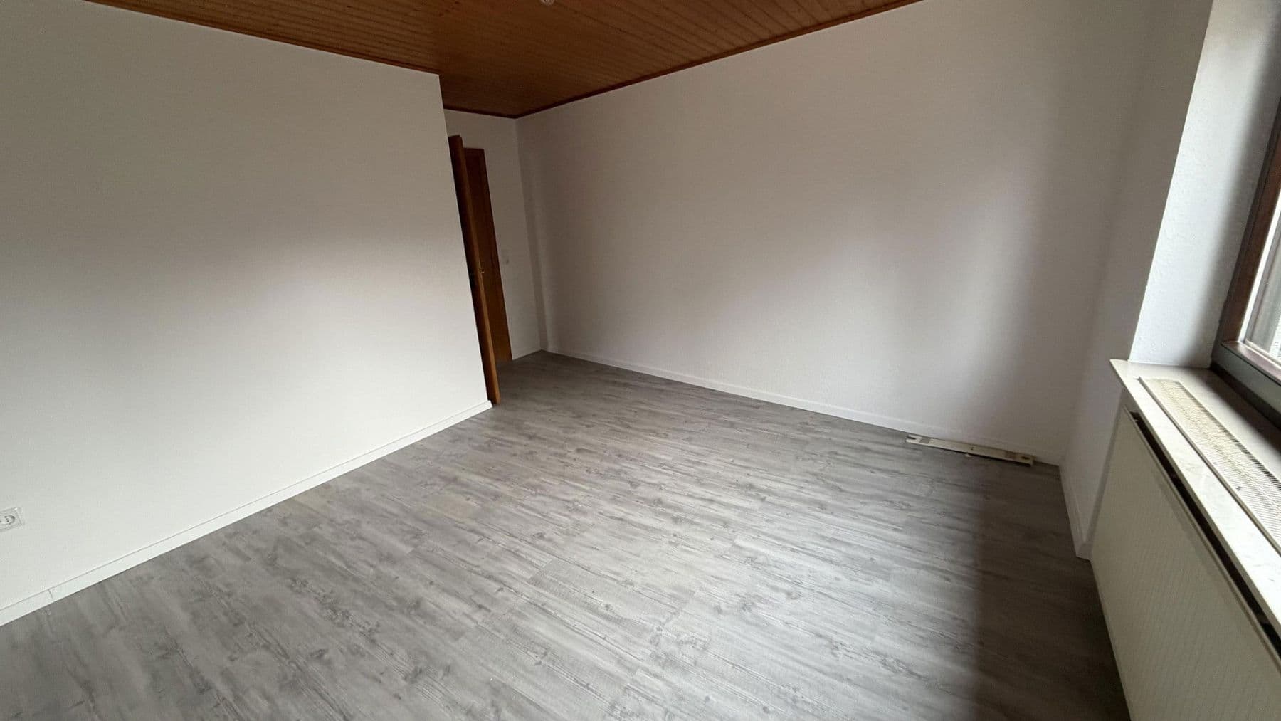 Prenájom domu 175 m², pozemek 400 m², Plankstadt, Bádensko-Wurttembersko Prenájom domu 175 m², pozemek 400 m², Plankstadt, Bádensko-Wurttembersko
