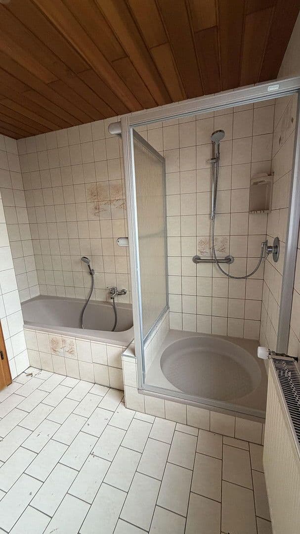 Prenájom domu 175 m², pozemek 400 m², Plankstadt, Bádensko-Wurttembersko Prenájom domu 175 m², pozemek 400 m², Plankstadt, Bádensko-Wurttembersko