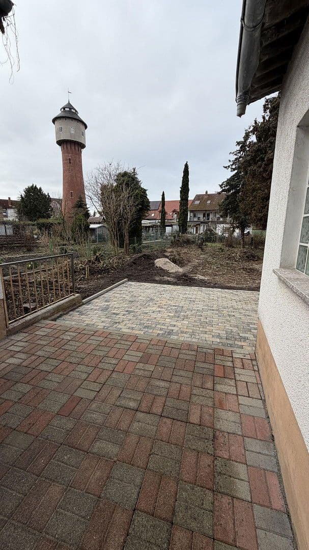 Prenájom domu 175 m², pozemek 400 m², Plankstadt, Bádensko-Wurttembersko Prenájom domu 175 m², pozemek 400 m², Plankstadt, Bádensko-Wurttembersko