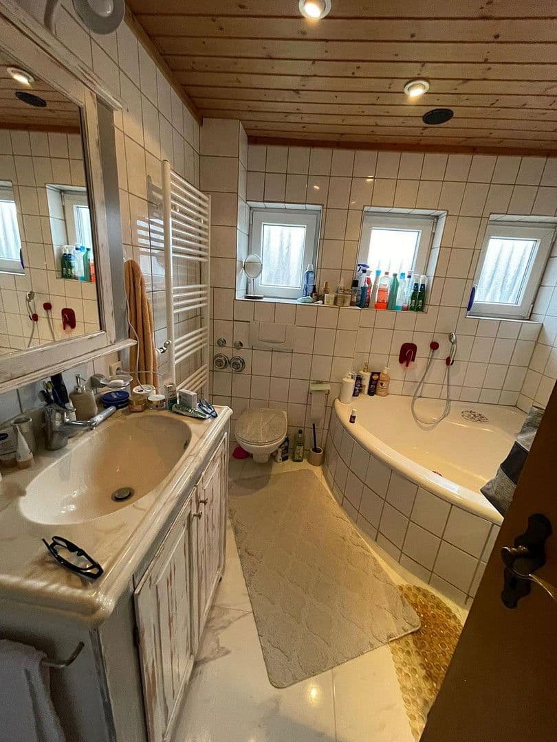 Predaj domu 212 m², pozemek 340 m², Pfinztal, Bádensko-Wurttembersko Predaj domu 212 m², pozemek 340 m², Pfinztal, Bádensko-Wurttembersko