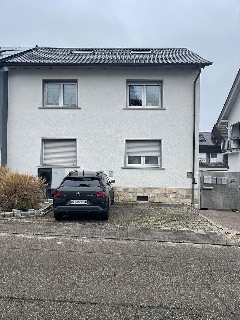 Predaj domu 212 m², pozemek 340 m², Pfinztal, Bádensko-Wurttembersko Predaj domu 212 m², pozemek 340 m², Pfinztal, Bádensko-Wurttembersko