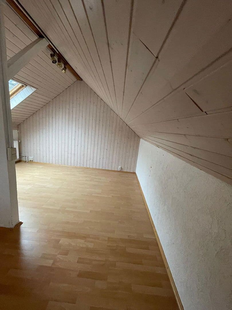 Predaj domu 212 m², pozemek 340 m², Pfinztal, Bádensko-Wurttembersko Predaj domu 212 m², pozemek 340 m², Pfinztal, Bádensko-Wurttembersko