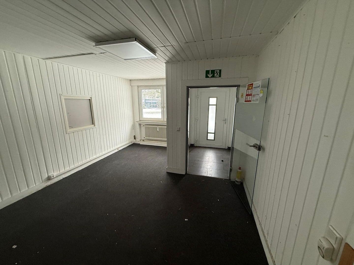 Prenájom nebytového priestoru 4.000 m², Beule 74, Wuppertal, Severné Porýnie - Westfálsko Prenájom nebytového priestoru 4.000 m², Beule 74, Wuppertal, Severné Porýnie - Westfálsko