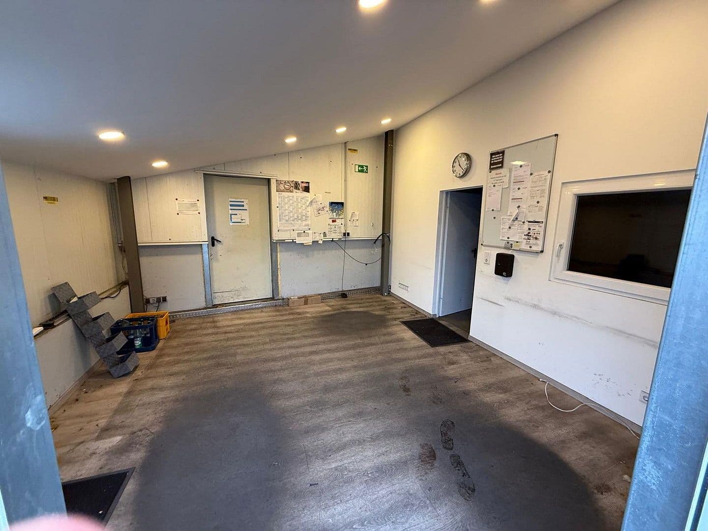 Prenájom nebytového priestoru 4.000 m², Beule 74, Wuppertal, Severné Porýnie - Westfálsko Prenájom nebytového priestoru 4.000 m², Beule 74, Wuppertal, Severné Porýnie - Westfálsko