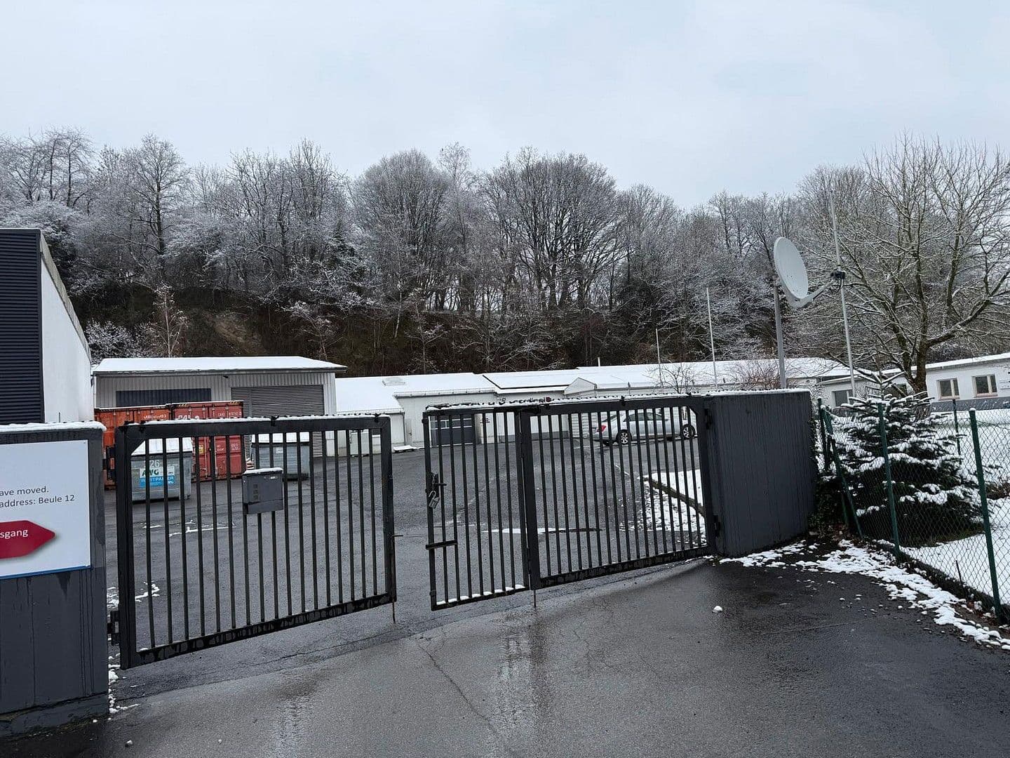 Prenájom nebytového priestoru 4.000 m², Beule 74, Wuppertal, Severné Porýnie - Westfálsko Prenájom nebytového priestoru 4.000 m², Beule 74, Wuppertal, Severné Porýnie - Westfálsko