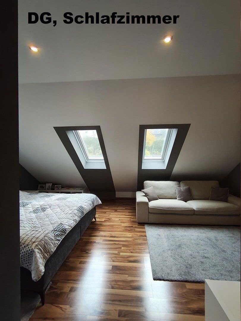 Predaj domu 157 m², pozemek 470 m², Remscheid, Nordrhein-Westfalen, Severné Porýnie - Westfálsko Predaj domu 157 m², pozemek 470 m², Remscheid, Nordrhein-Westfalen, Severné Porýnie - Westfálsko