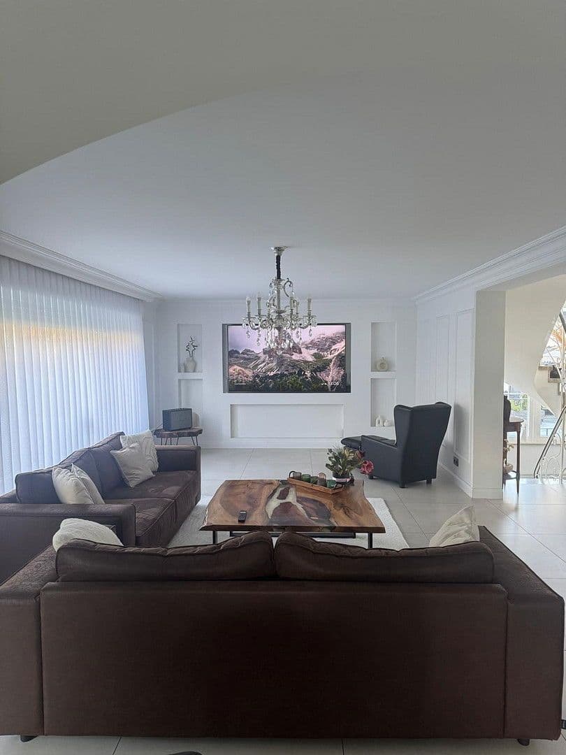 Predaj domu 250 m², pozemek 725 m², Grenzach-Wyhlen, Bádensko-Wurttembersko Predaj domu 250 m², pozemek 725 m², Grenzach-Wyhlen, Bádensko-Wurttembersko