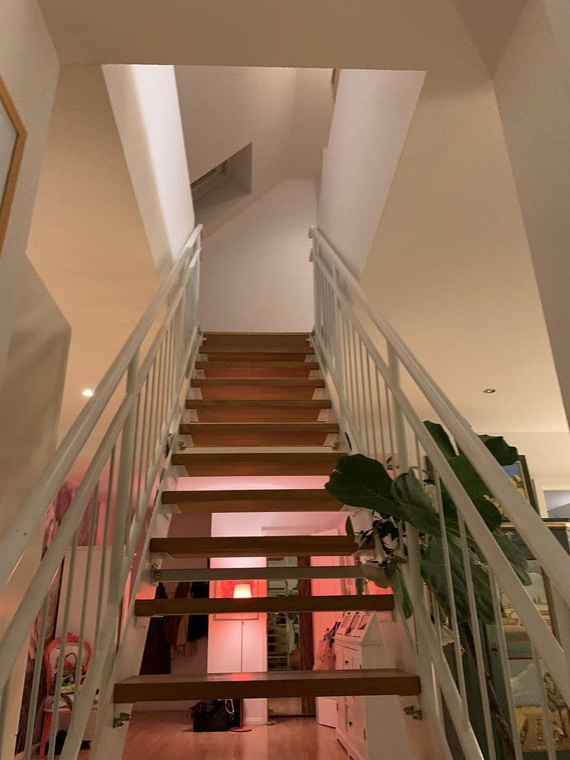 Prenájom bytu 3-izbový 128 m², Berliner Straße 90, Strausberg, Brandenbursko Prenájom bytu 3-izbový 128 m², Berliner Straße 90, Strausberg, Brandenbursko