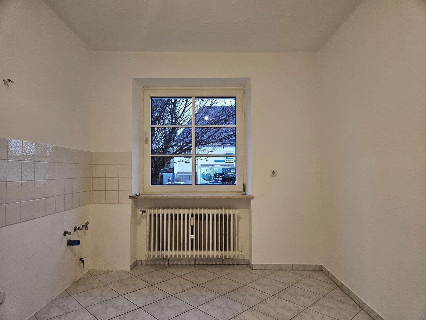 Prenájom bytu 2-izbový 48 m², Oberbiberger Straße 10, München, Bavorsko Prenájom bytu 2-izbový 48 m², Oberbiberger Straße 10, München, Bavorsko