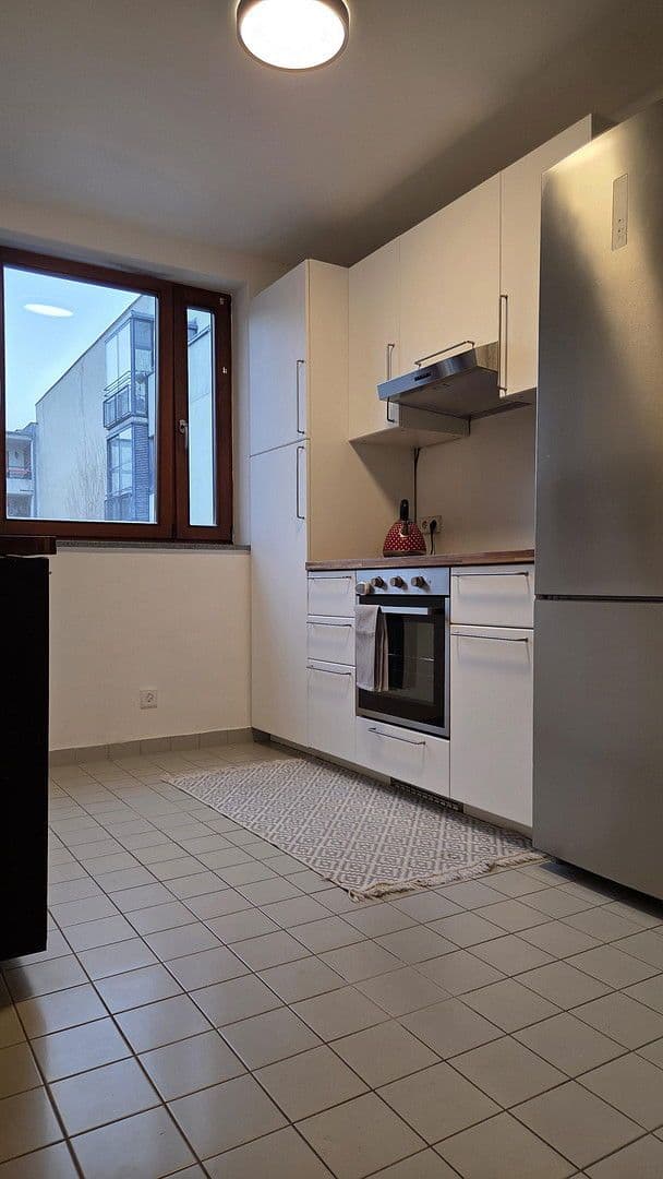 Prenájom bytu 3-izbový 77 m², Steinstr., 5, Berlin, Berlín Prenájom bytu 3-izbový 77 m², Steinstr., 5, Berlin, Berlín