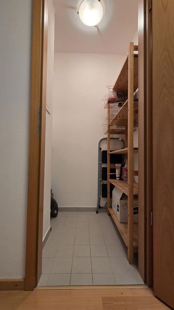 Prenájom bytu 3-izbový 77 m², Steinstr., 5, Berlin, Berlín Prenájom bytu 3-izbový 77 m², Steinstr., 5, Berlin, Berlín