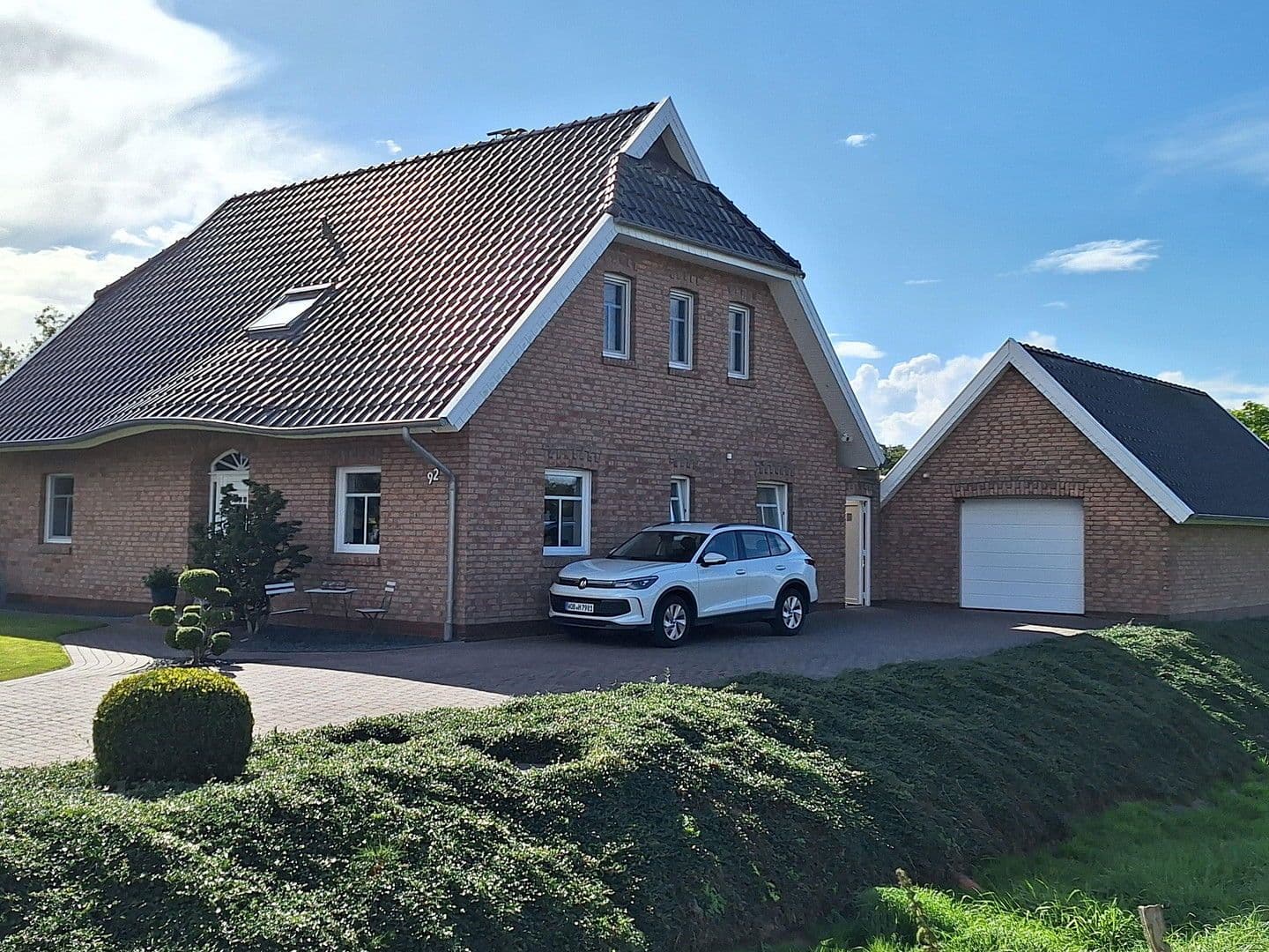 Predaj domu 156 m², pozemek 1.620 m², Großefehn, Dolné Sasko Predaj domu 156 m², pozemek 1.620 m², Großefehn, Dolné Sasko