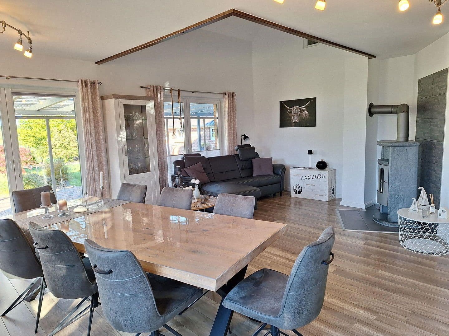 Predaj domu 156 m², pozemek 1.620 m², Großefehn, Dolné Sasko Predaj domu 156 m², pozemek 1.620 m², Großefehn, Dolné Sasko