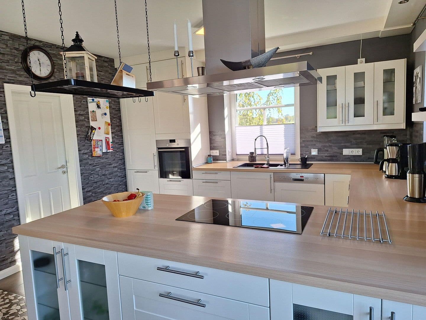 Predaj domu 156 m², pozemek 1.620 m², Großefehn, Dolné Sasko Predaj domu 156 m², pozemek 1.620 m², Großefehn, Dolné Sasko