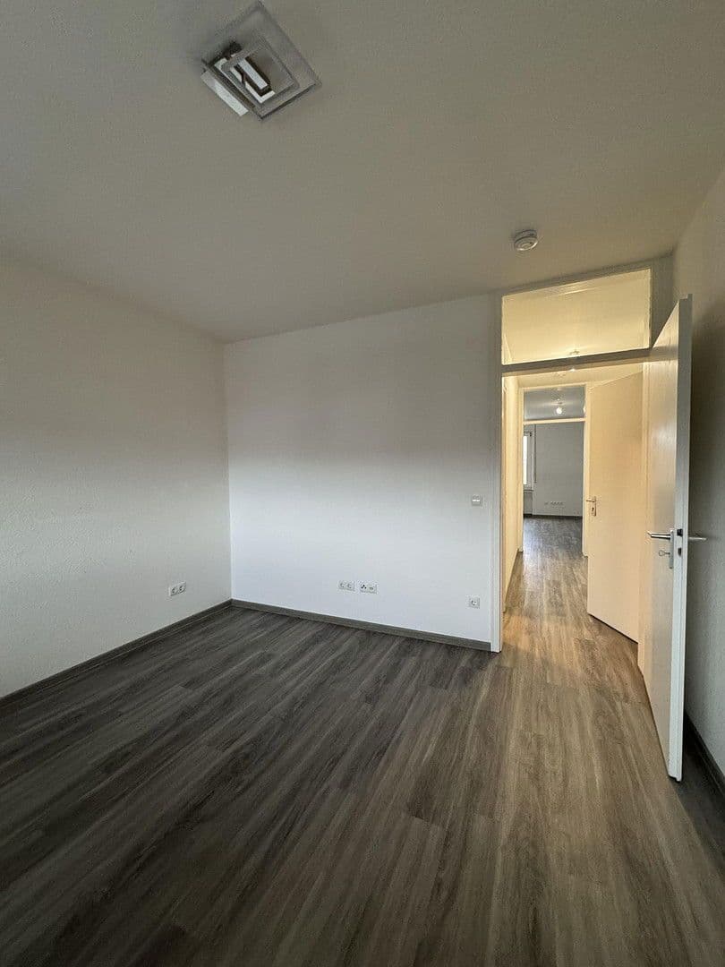 Prenájom bytu 2-izbový 48 m², Eckermannstraße 61, Ludwigshafen am Rhein, Porýnie-Falcko Prenájom bytu 2-izbový 48 m², Eckermannstraße 61, Ludwigshafen am Rhein, Porýnie-Falcko