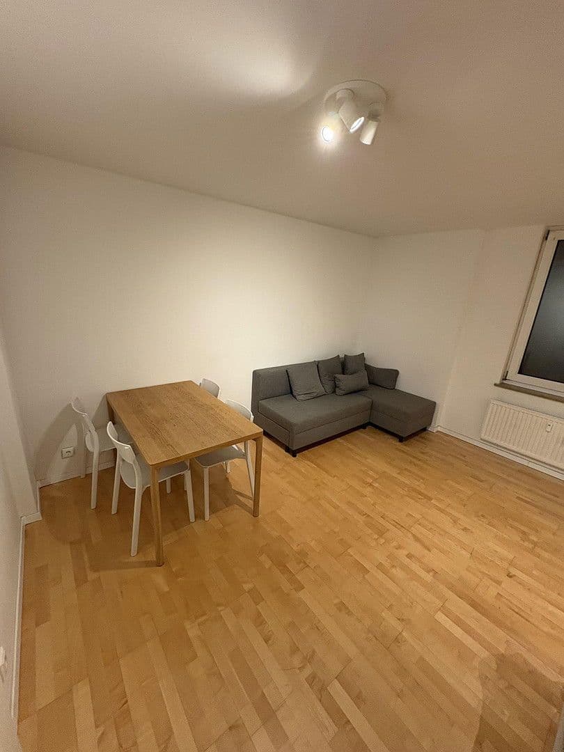 Prenájom bytu 1-izbový 30 m², Leyherstraße 10, Fürth, Bavorsko Prenájom bytu 1-izbový 30 m², Leyherstraße 10, Fürth, Bavorsko