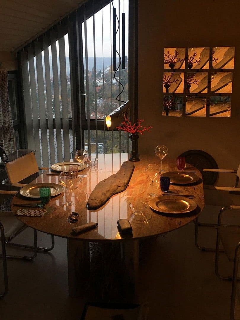 Predaj bytu 4-izbový 128 m², Leonberg, Bádensko-Wurttembersko Predaj bytu 4-izbový 128 m², Leonberg, Bádensko-Wurttembersko