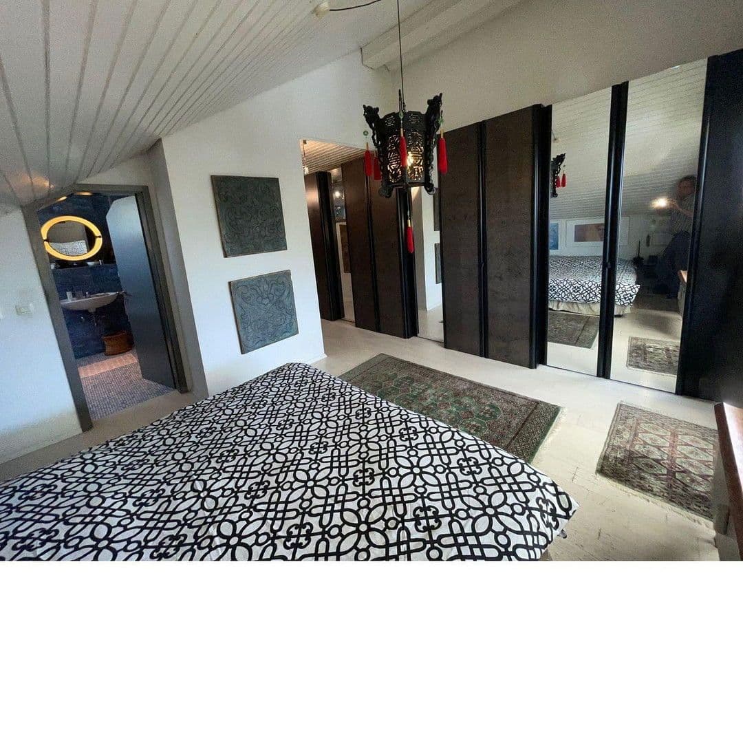 Predaj bytu 4-izbový 128 m², Leonberg, Bádensko-Wurttembersko Predaj bytu 4-izbový 128 m², Leonberg, Bádensko-Wurttembersko