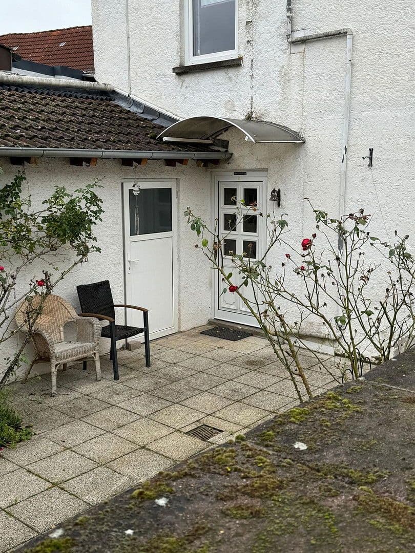 Predaj domu 200 m², pozemek 211 m², Stein-Bockenheim, Porýnie-Falcko Predaj domu 200 m², pozemek 211 m², Stein-Bockenheim, Porýnie-Falcko