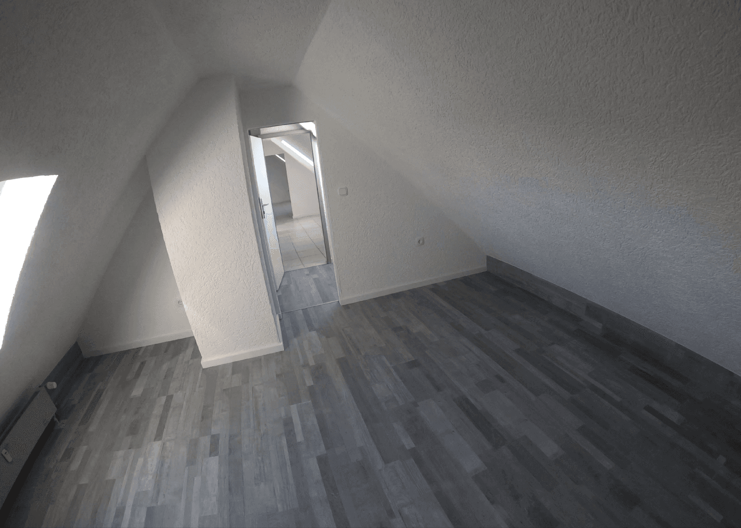 Predaj domu 232 m², pozemek 466 m², Bürgermeister-Regitz-Str. 61, Neunkirchen, Sársko Predaj domu 232 m², pozemek 466 m², Bürgermeister-Regitz-Str. 61, Neunkirchen, Sársko