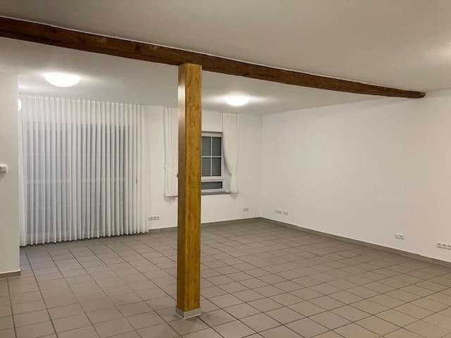 Prenájom bytu 2-izbový 85 m², Bahnhofstraße 47, Groß-Bieberau, Hesensko Prenájom bytu 2-izbový 85 m², Bahnhofstraße 47, Groß-Bieberau, Hesensko