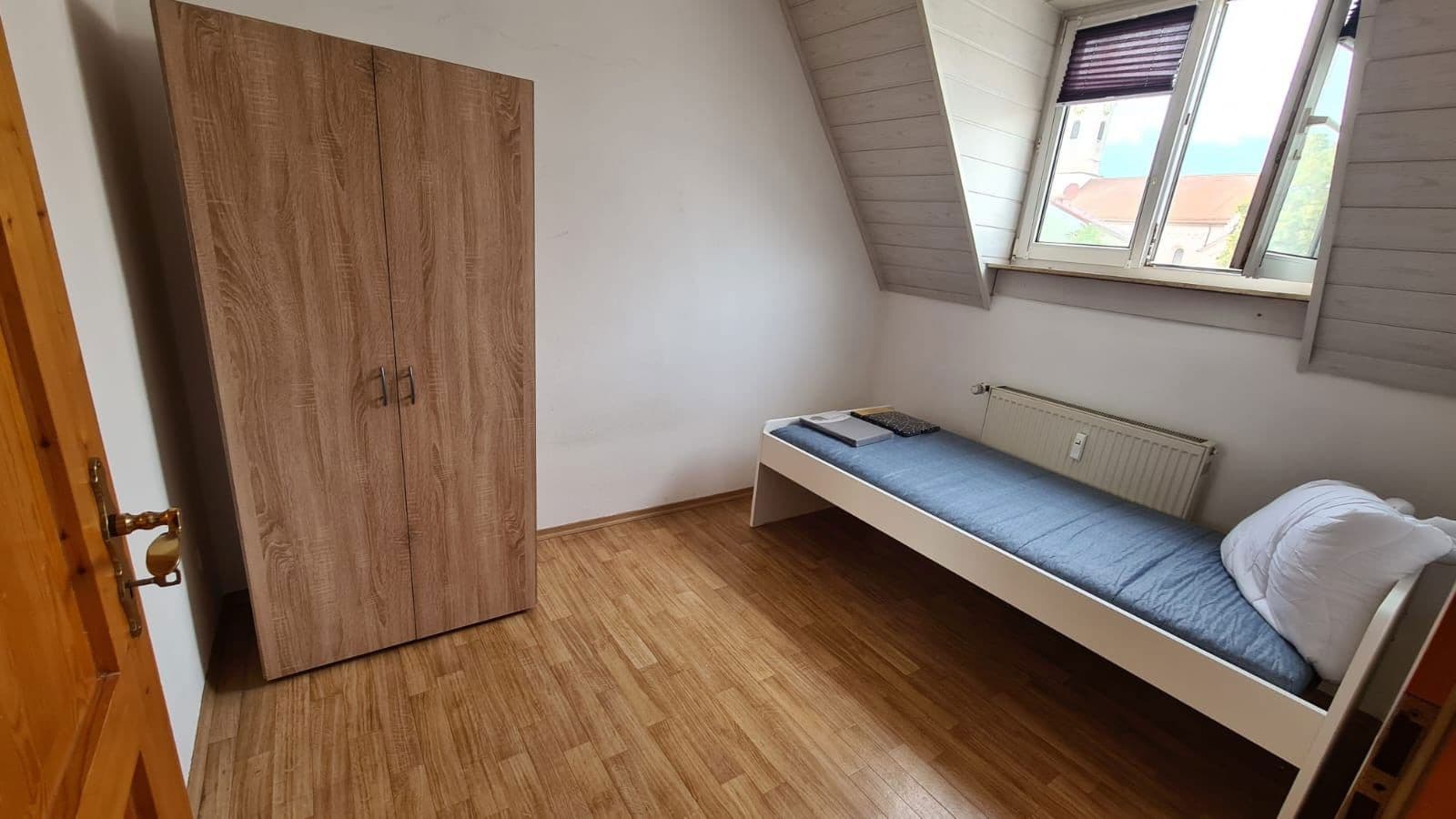 Prenájom bytu 3-izbový 80 m², Neufahrn, Bavorsko Prenájom bytu 3-izbový 80 m², Neufahrn, Bavorsko