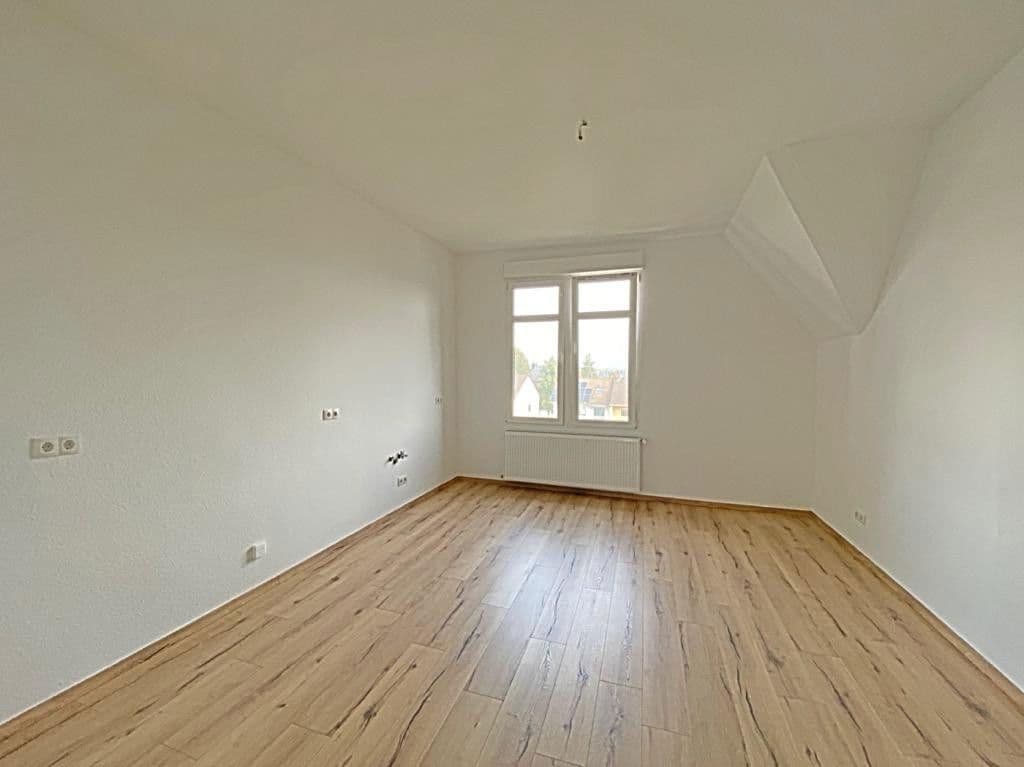 Prenájom bytu 3-izbový 120 m², Klosterstraße 19, Neuwied, Porýnie-Falcko Prenájom bytu 3-izbový 120 m², Klosterstraße 19, Neuwied, Porýnie-Falcko