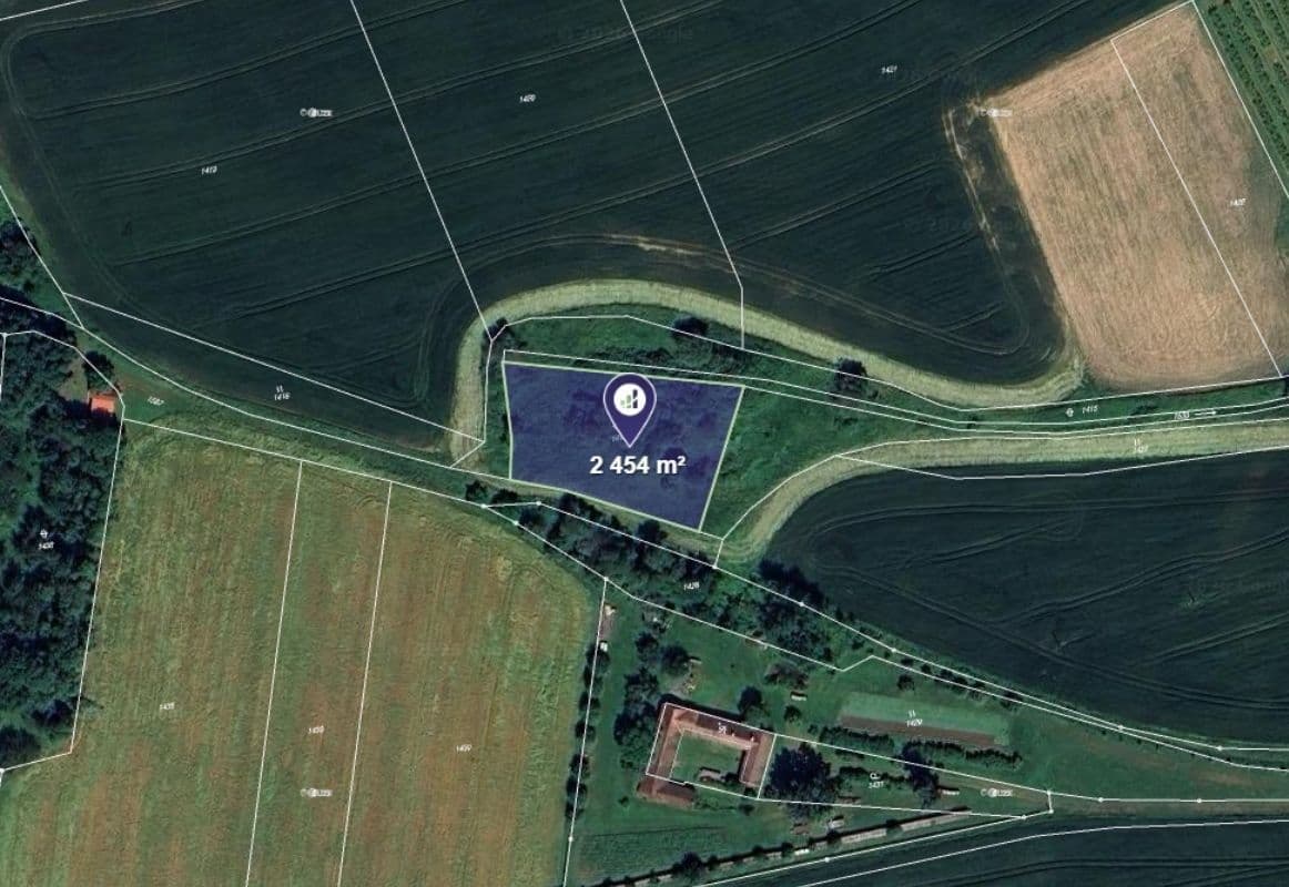 Predaj pozemku 2.454 m², Truskovice, Jihočeský kraj Predaj pozemku 2.454 m², Truskovice, Jihočeský kraj