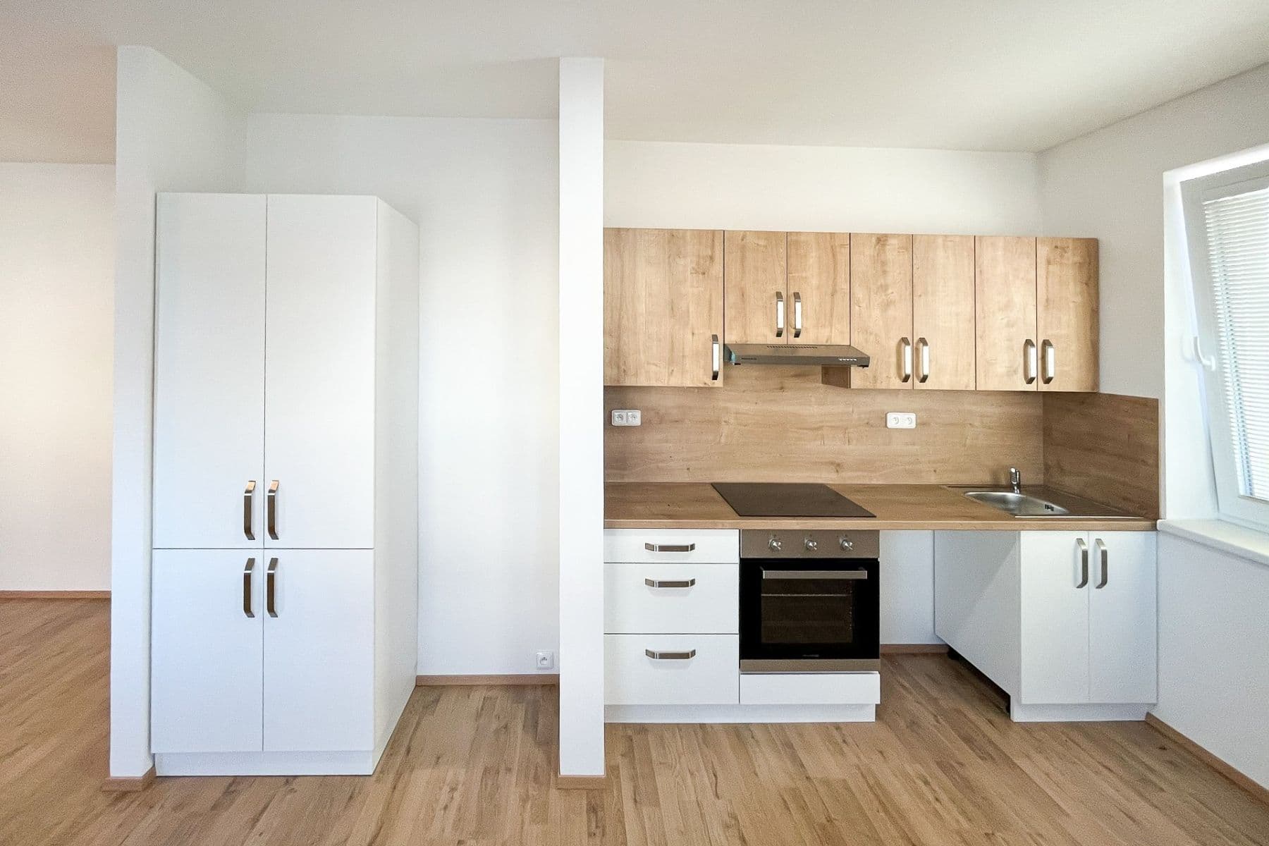 Prenájom bytu 2-izbový 50 m², Palackého, Velim, Středočeský kraj Prenájom bytu 2-izbový 50 m², Palackého, Velim, Středočeský kraj