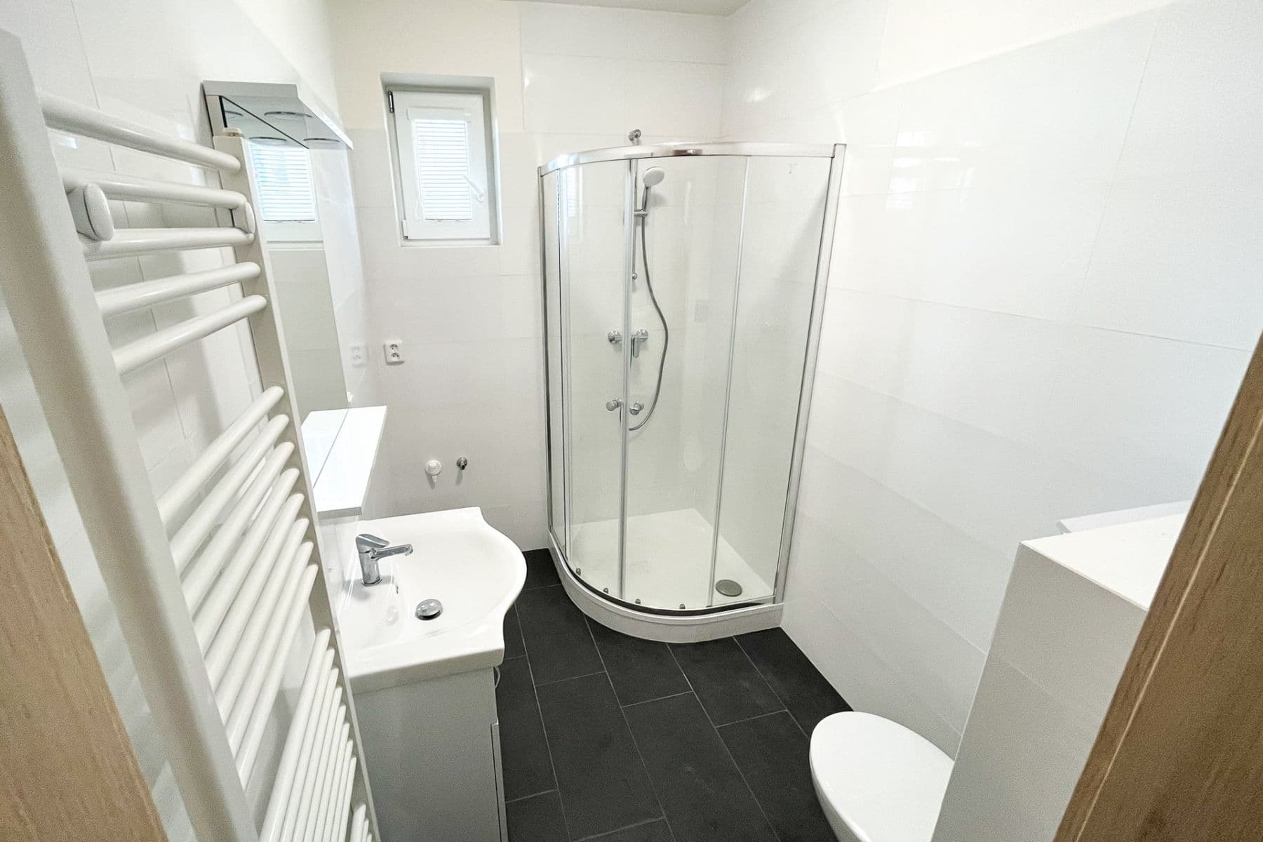 Prenájom bytu 2-izbový 50 m², Palackého, Velim, Středočeský kraj Prenájom bytu 2-izbový 50 m², Palackého, Velim, Středočeský kraj