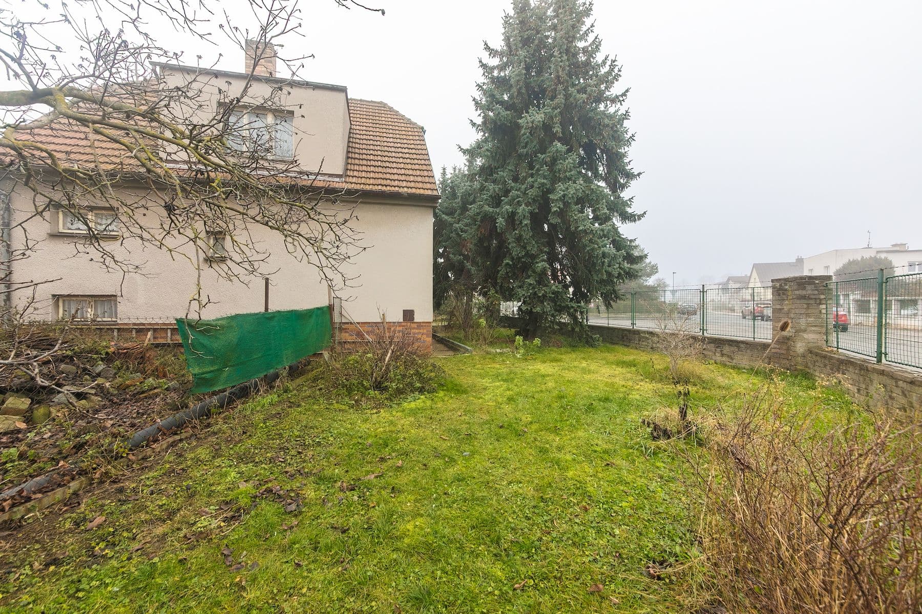 Predaj pozemku 907 m², Suchdolská, Praha, Praha Predaj pozemku 907 m², Suchdolská, Praha, Praha