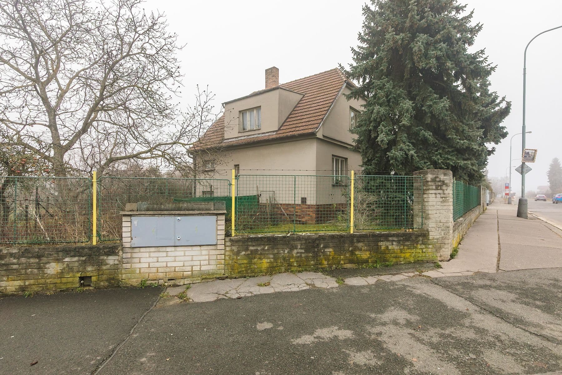 Predaj pozemku 907 m², Suchdolská, Praha, Praha Predaj pozemku 907 m², Suchdolská, Praha, Praha