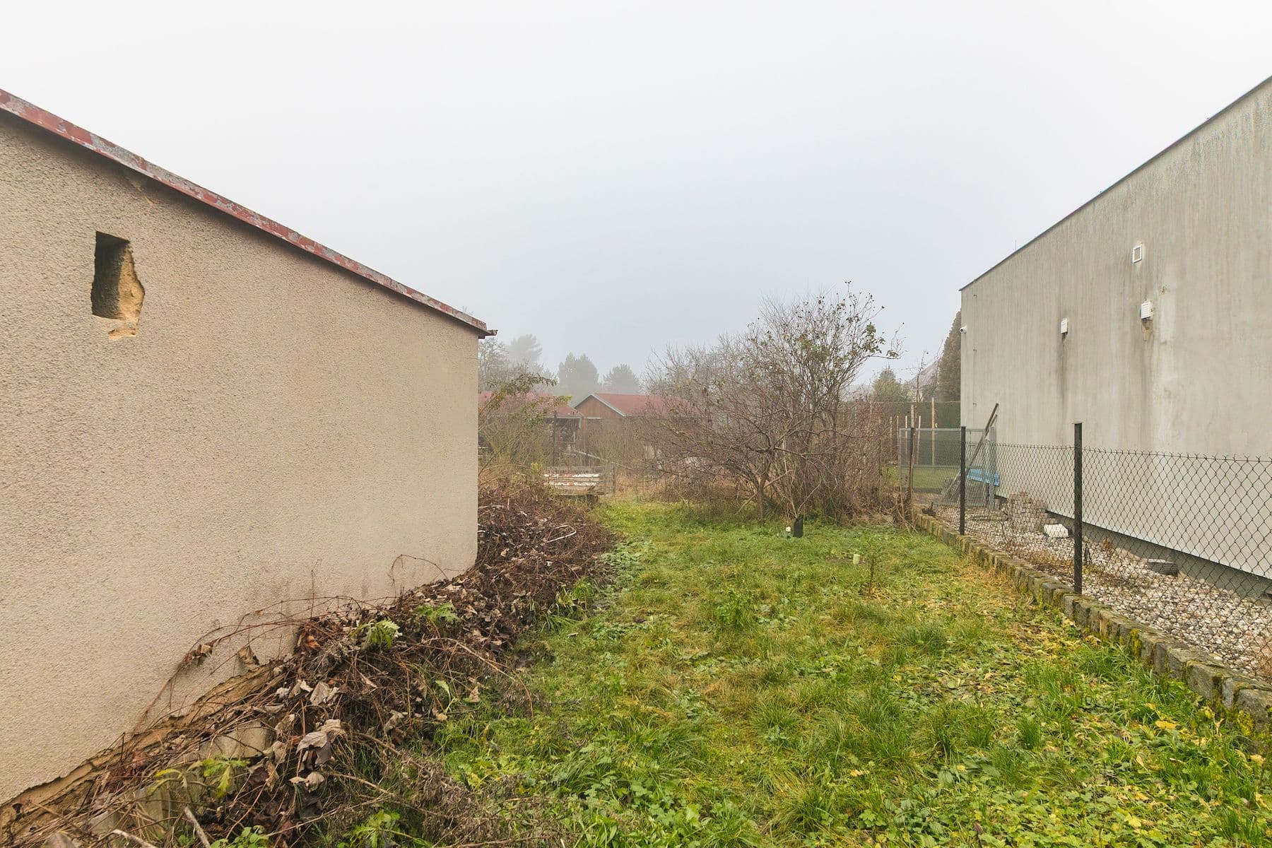 Predaj pozemku 907 m², Suchdolská, Praha, Praha Predaj pozemku 907 m², Suchdolská, Praha, Praha