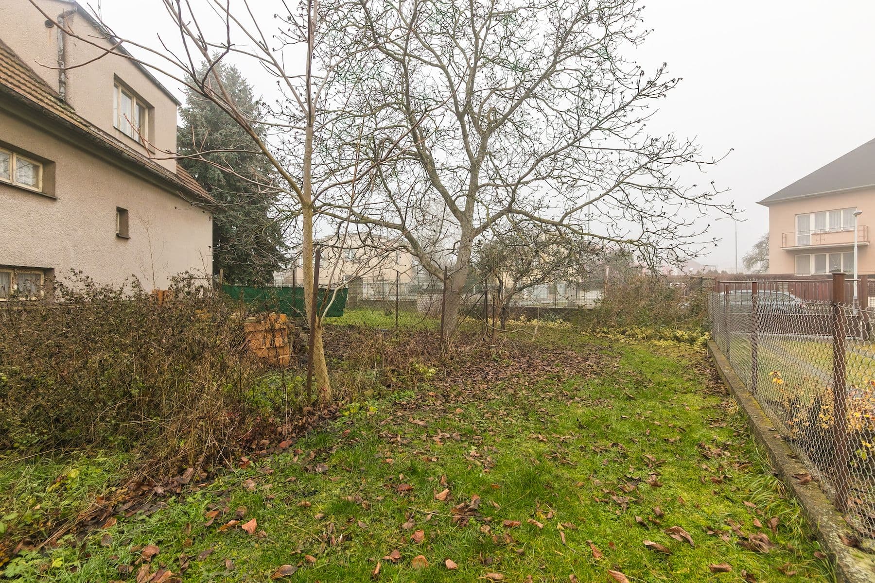 Predaj pozemku 907 m², Suchdolská, Praha, Praha Predaj pozemku 907 m², Suchdolská, Praha, Praha