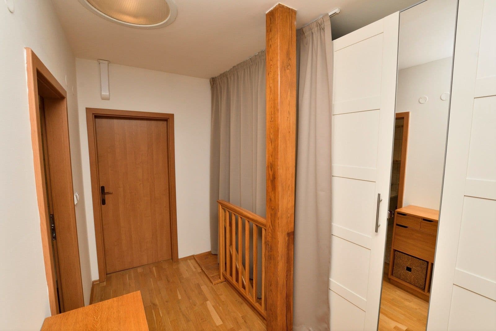 Prenájom bytu 2-izbový 61 m², Na Mlejnku, Praha, Praha Prenájom bytu 2-izbový 61 m², Na Mlejnku, Praha, Praha