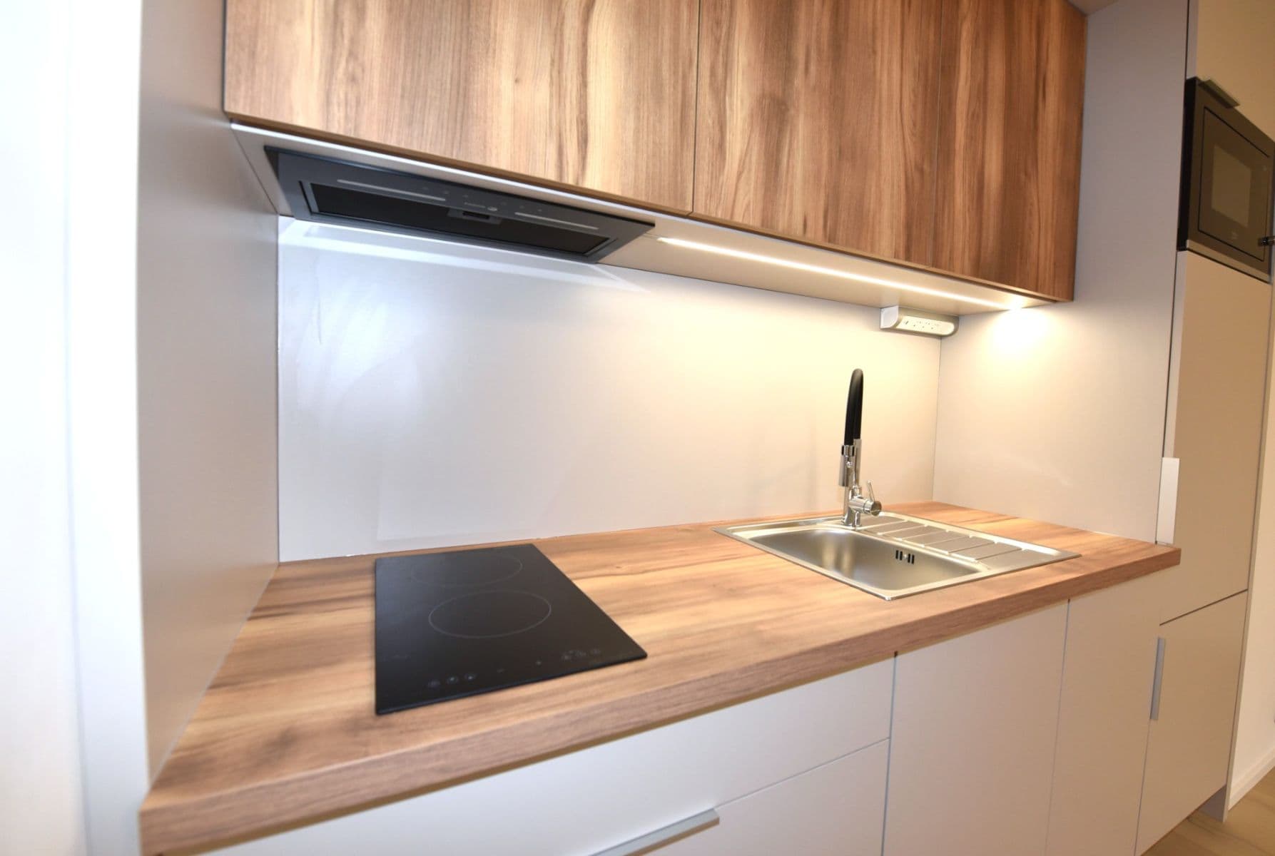 Prenájom bytu 1-izbový 35 m², Krymská, Praha, Praha Prenájom bytu 1-izbový 35 m², Krymská, Praha, Praha