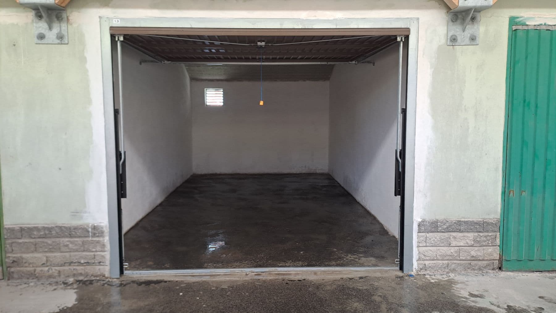 Prenájom garáže 16 m², Brno, Jihomoravský kraj Prenájom garáže 16 m², Brno, Jihomoravský kraj