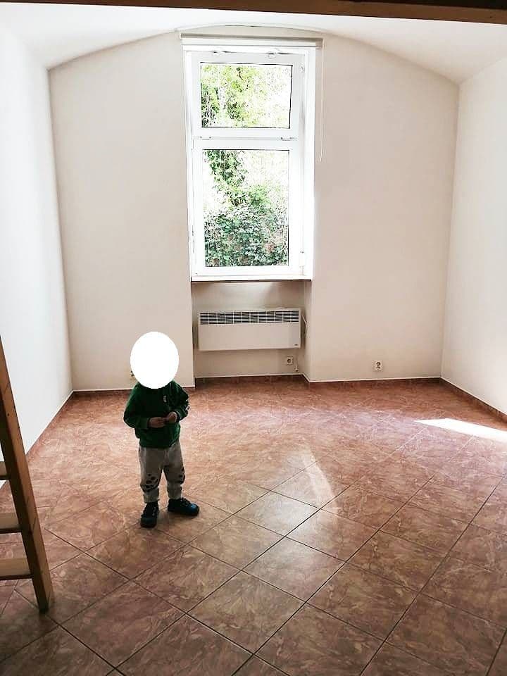 Prenájom bytu 1-izbový 25 m², Ruská, Praha, Praha Prenájom bytu 1-izbový 25 m², Ruská, Praha, Praha