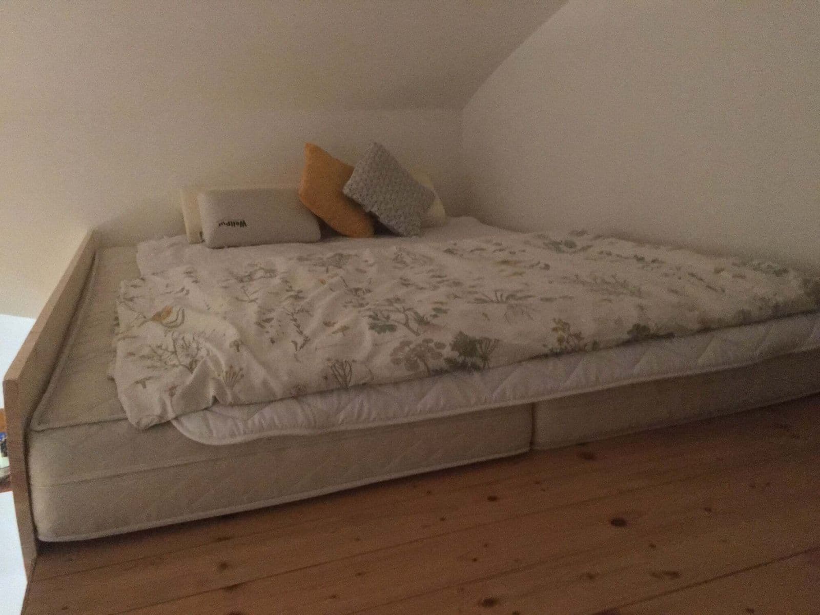 Prenájom bytu 1-izbový 25 m², Ruská, Praha, Praha Prenájom bytu 1-izbový 25 m², Ruská, Praha, Praha