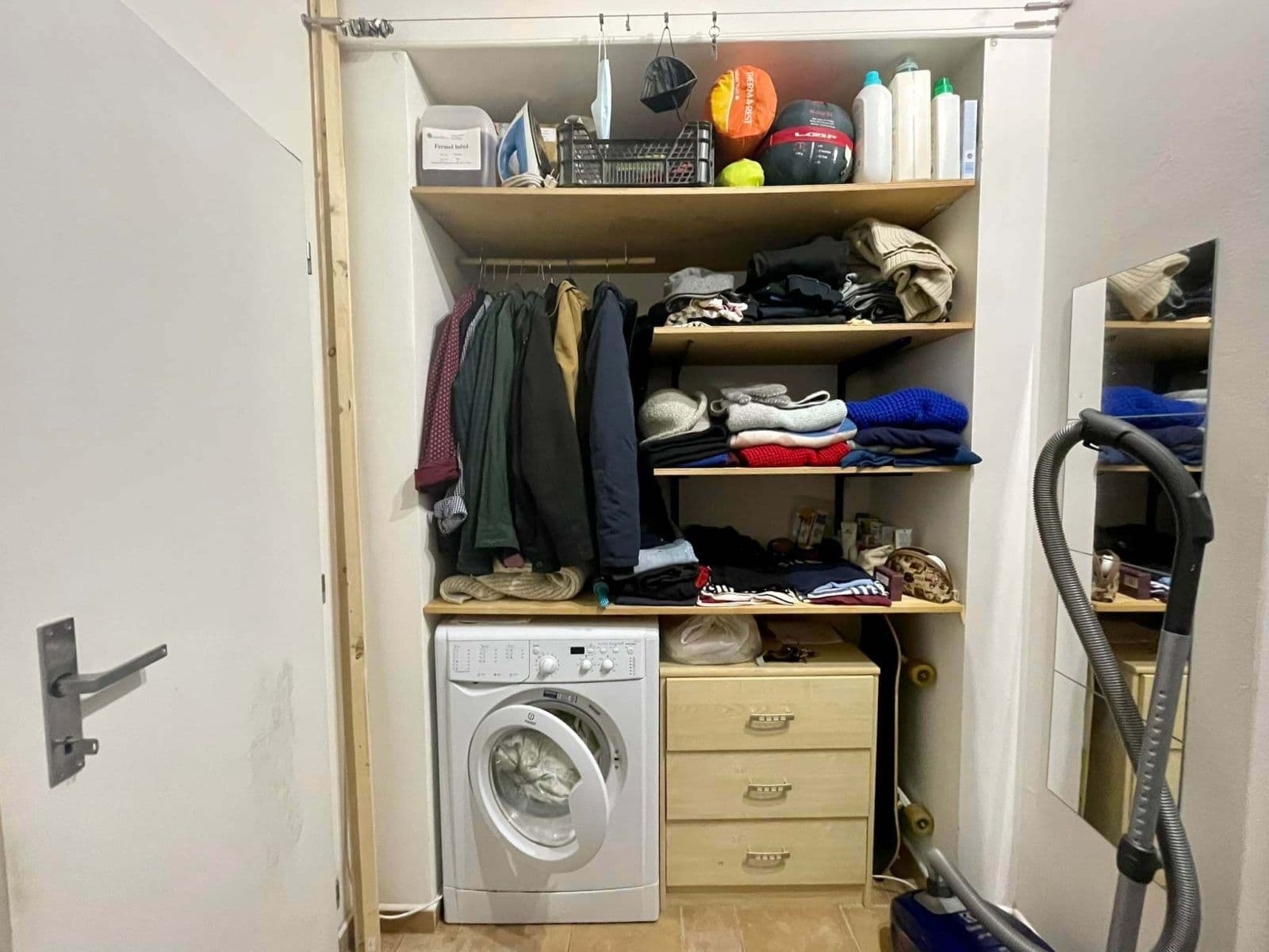 Prenájom bytu 1-izbový 25 m², Ruská, Praha, Praha Prenájom bytu 1-izbový 25 m², Ruská, Praha, Praha