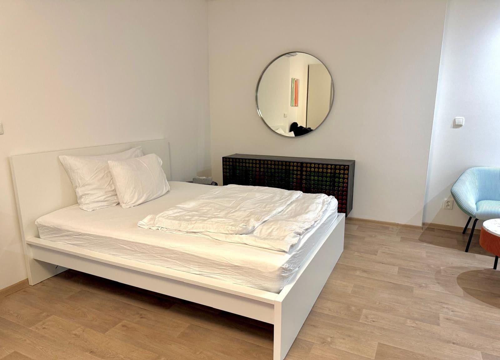 Prenájom bytu 1-izbový 50 m², Kobližná, Brno, Jihomoravský kraj Prenájom bytu 1-izbový 50 m², Kobližná, Brno, Jihomoravský kraj