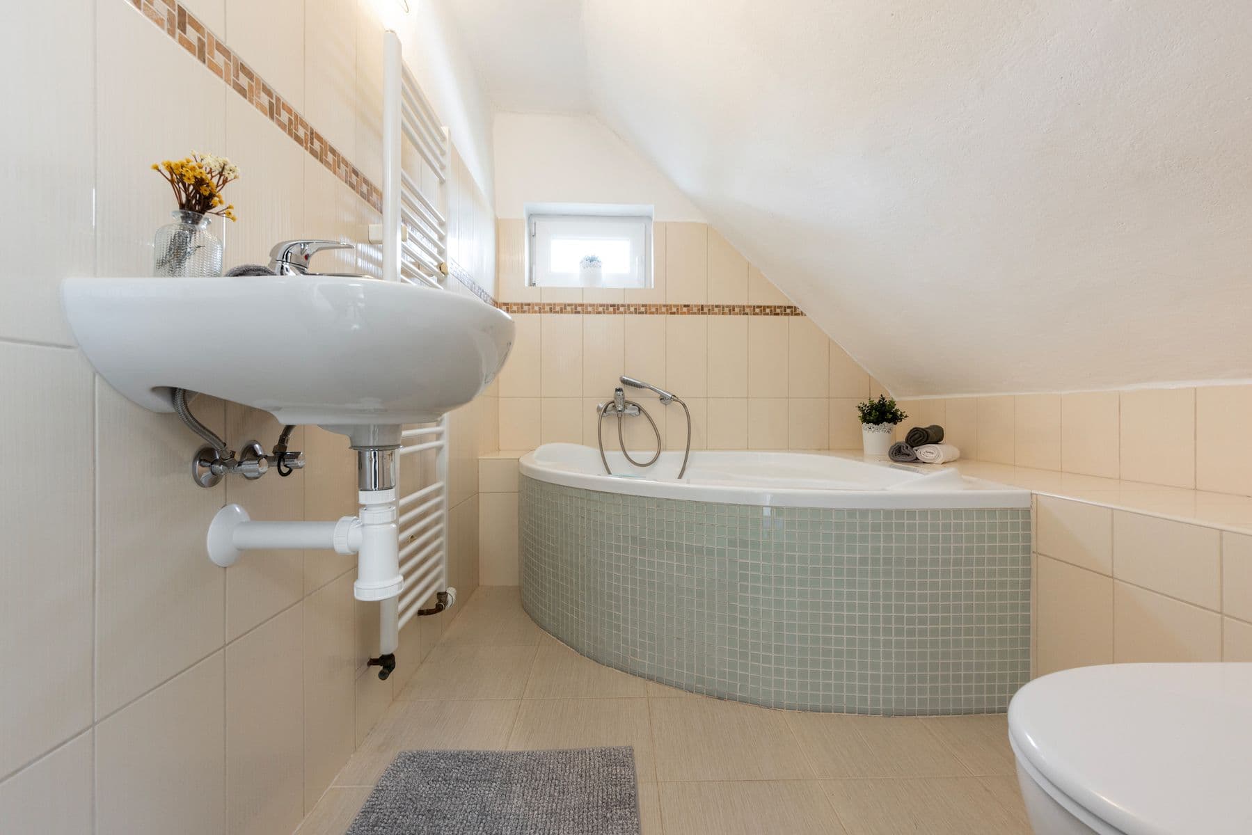 Predaj domu 123 m², pozemek 569 m², Okružní, Dobříš, Středočeský kraj Predaj domu 123 m², pozemek 569 m², Okružní, Dobříš, Středočeský kraj