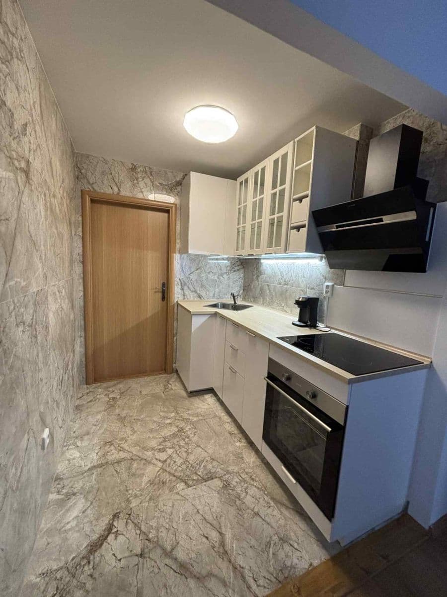 Predaj bytu 3-izbový 55 m², Běhounkova, Praha, Praha Predaj bytu 3-izbový 55 m², Běhounkova, Praha, Praha