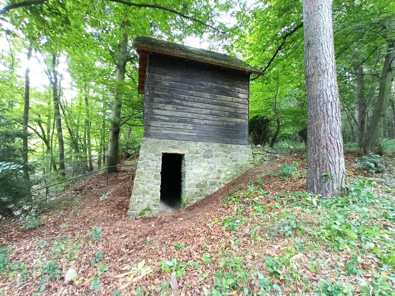 Predaj pozemku 1.044 m², Štěchovice, Středočeský kraj Predaj pozemku 1.044 m², Štěchovice, Středočeský kraj