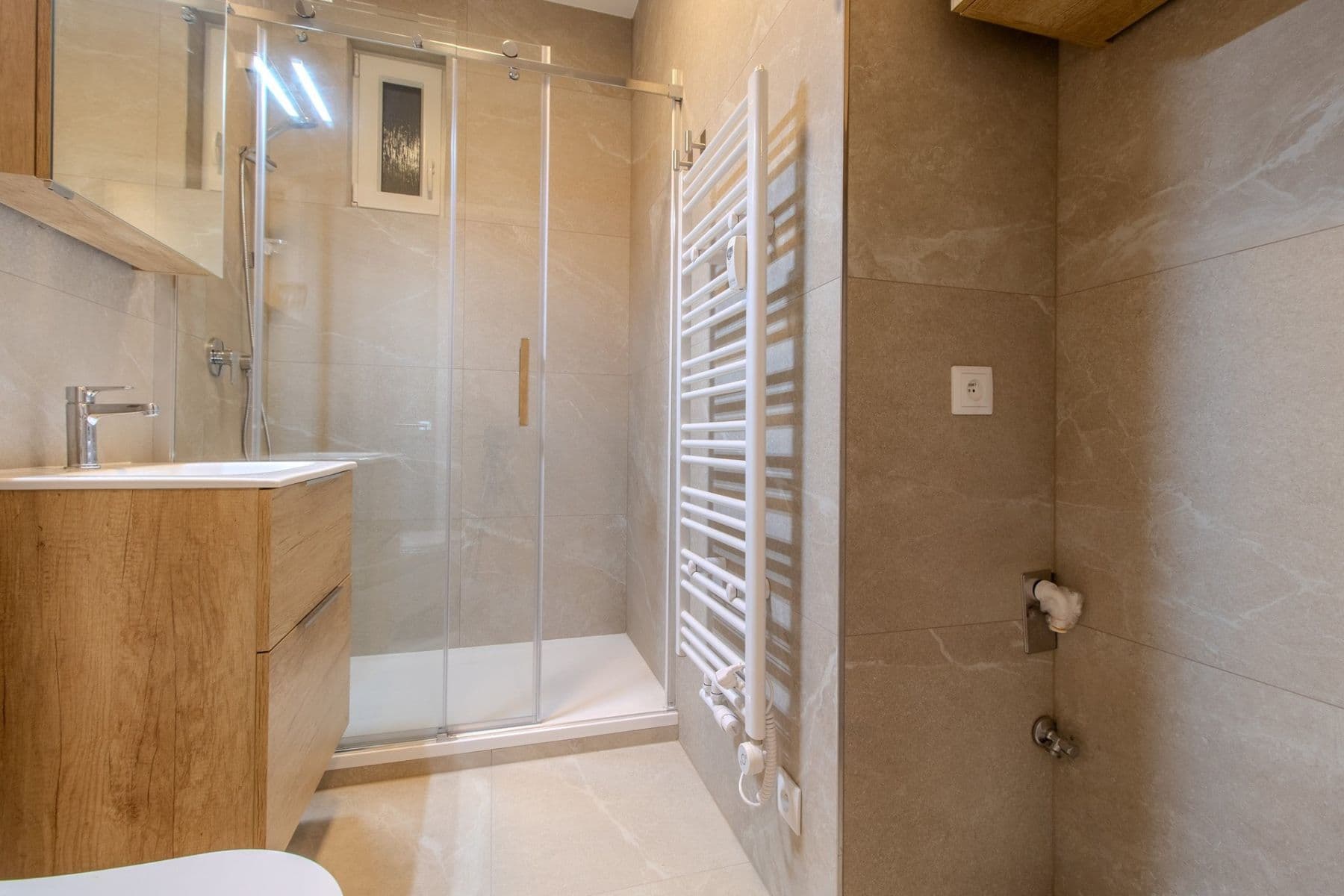 Prenájom bytu 2-izbový 45 m², Zelená, Praha, Praha Prenájom bytu 2-izbový 45 m², Zelená, Praha, Praha