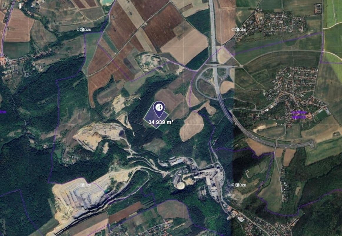 Predaj pozemku 34.939 m², Praha, Praha Predaj pozemku 34.939 m², Praha, Praha