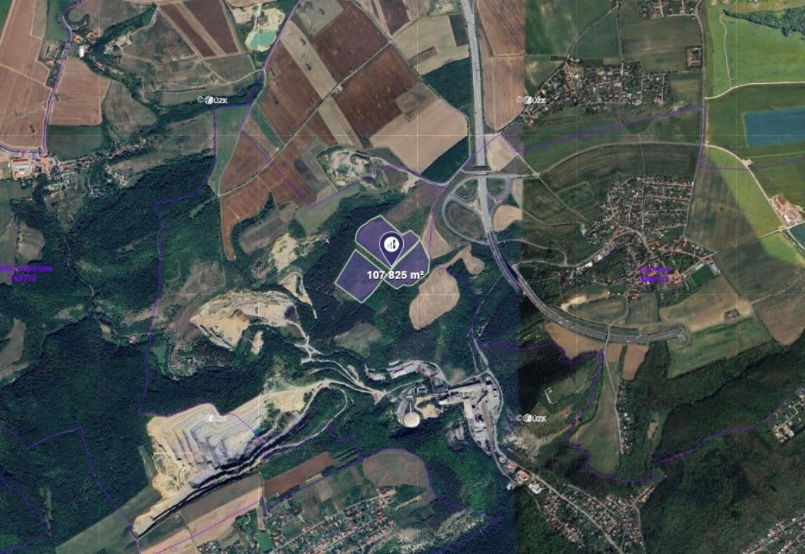 Predaj pozemku 107.825 m², Praha, Praha Predaj pozemku 107.825 m², Praha, Praha