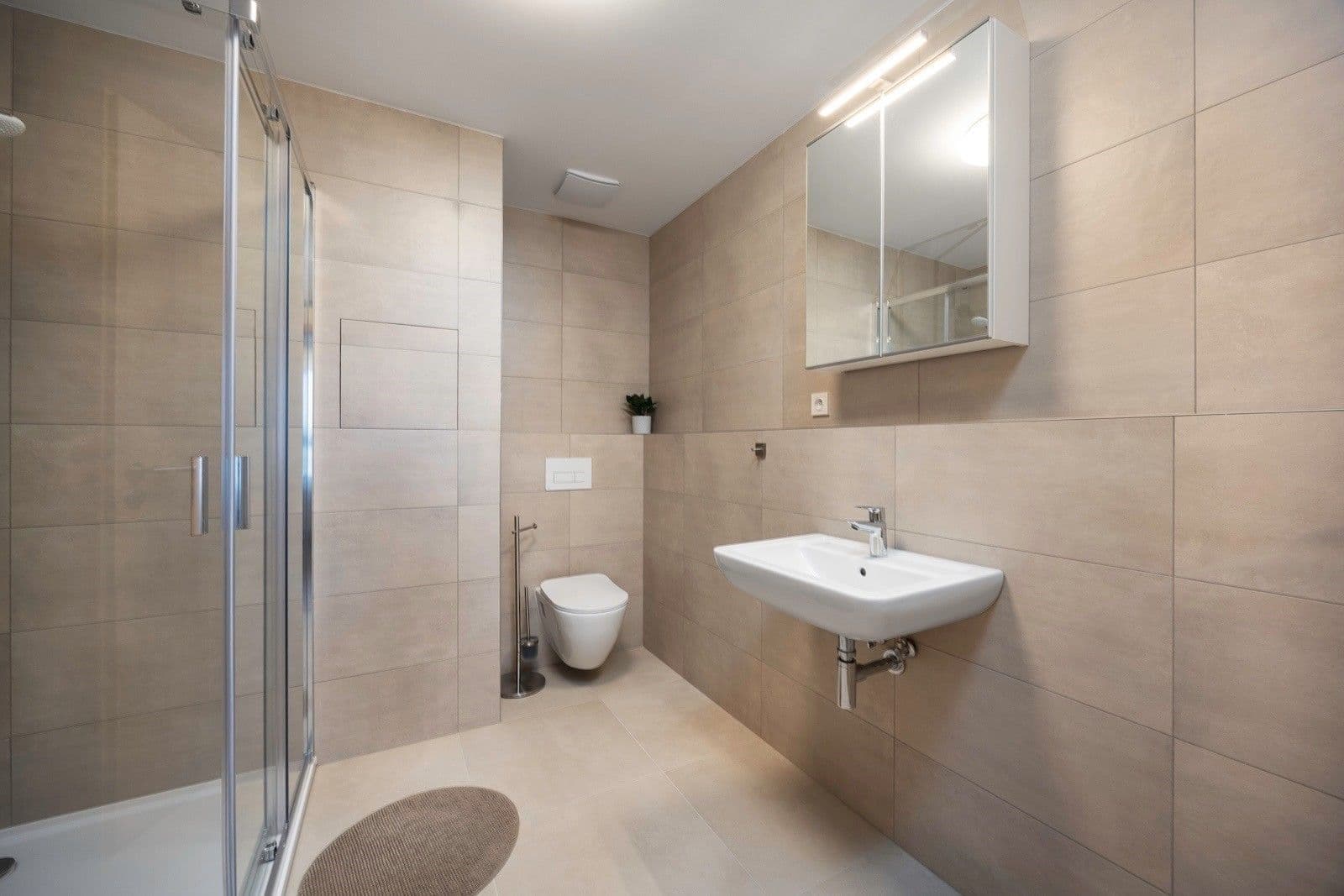 Prenájom bytu 2-izbový 55 m², Tupolevova, Praha, Praha Prenájom bytu 2-izbový 55 m², Tupolevova, Praha, Praha